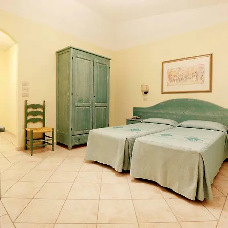 Locazione Turistica Residenz Il Borgo Sos Alinos * Cala Liberotto