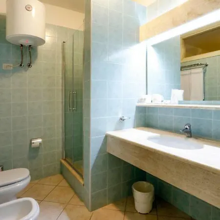 Apartamento Locazione Turistica Residenz Il Borgo Sos Alinos Cala Liberotto